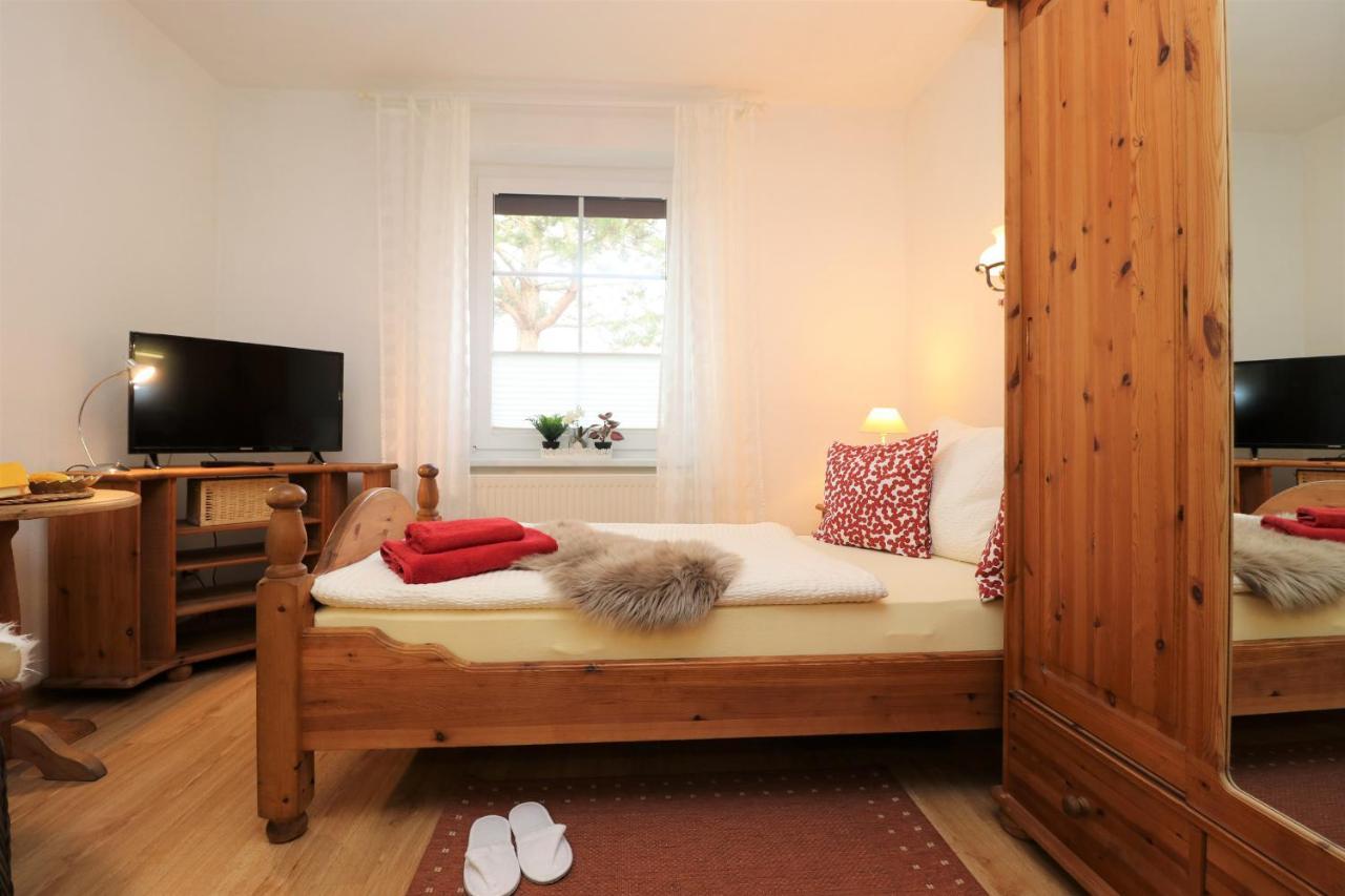 ווסטרו Ferienappartements Zwischen Meer Und Bodden App 05 מראה חיצוני תמונה